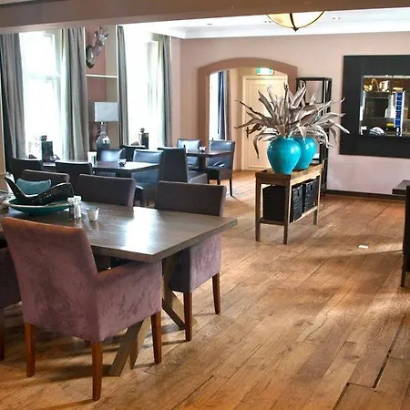 Landgoed, Jachtslot De Mookerheide Hotel Molenhoek