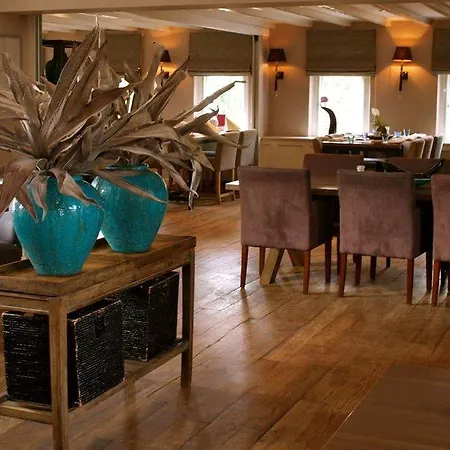 Landgoed, Jachtslot De Mookerheide Molenhoek