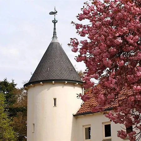 Landgoed, Jachtslot De Mookerheide 3*